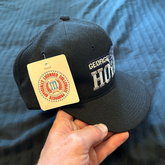 Georgetown Hoyas Black SnapBack - Picture 3 of 3